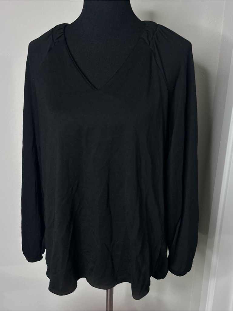 Cabi Top Small Stylish Blouse Workwear Chic